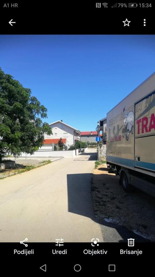 זאדאר Apartman Lika מראה חיצוני תמונה