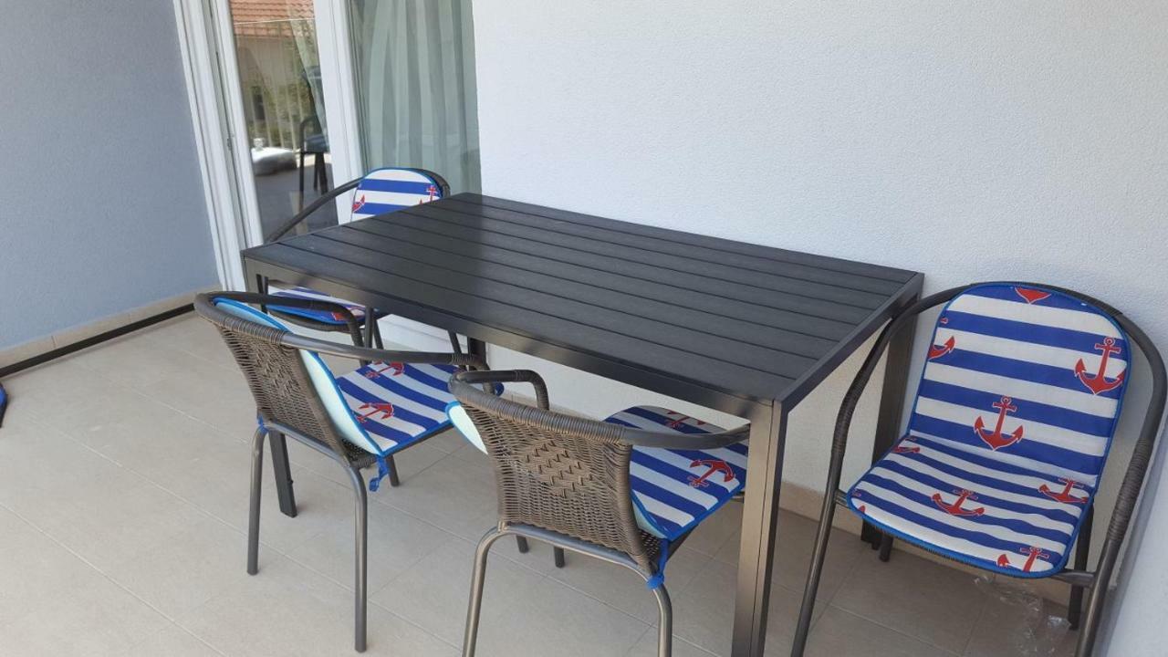זאדאר Apartman Lika מראה חיצוני תמונה