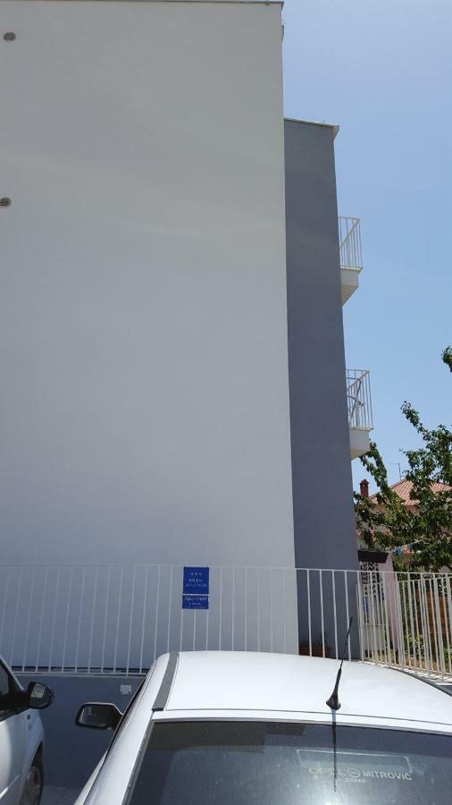 זאדאר Apartman Lika מראה חיצוני תמונה