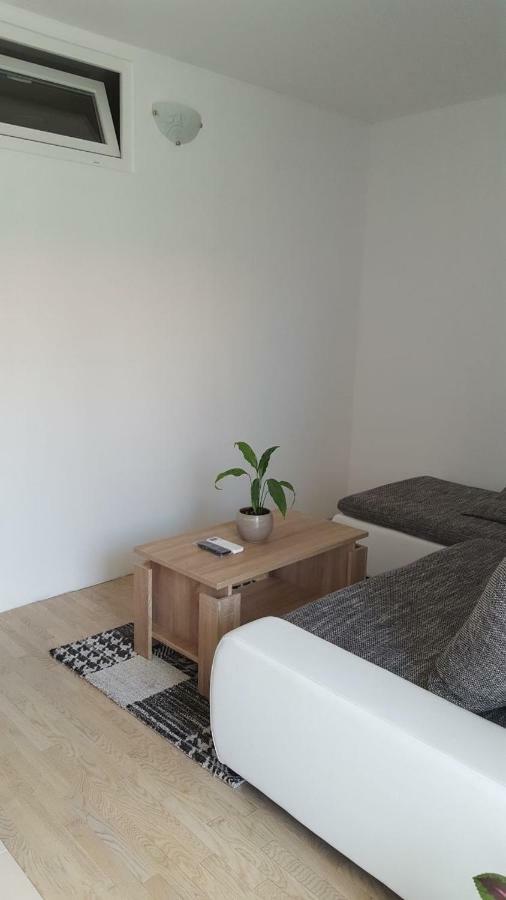 זאדאר Apartman Lika מראה חיצוני תמונה